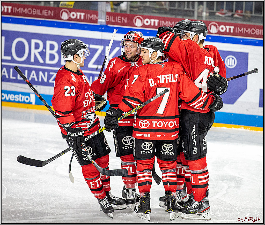 DEL;  Koelner Haie - Schwenninger Wild Wings; Koeln, 20.12.2019